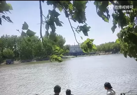 兄妹救4名落水者后被拉黑，获救者伙伴称“被救者身份不便公开”
New