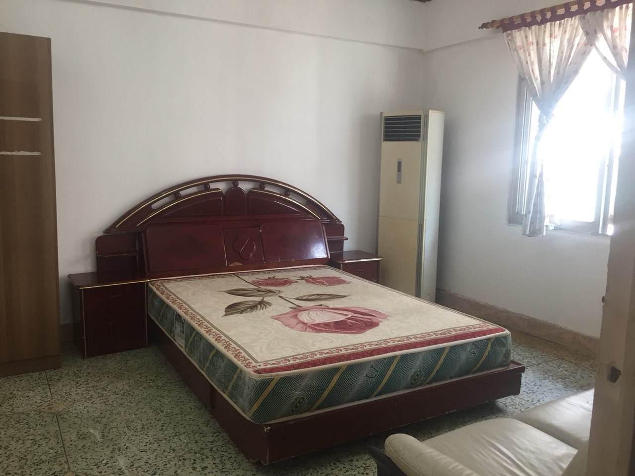 170730ccbiw5qq1bu27t5w.jpg