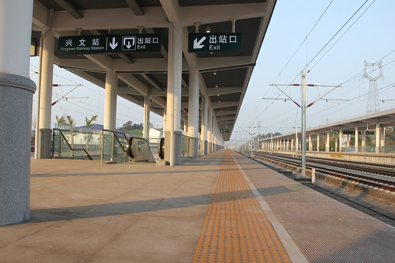 174216h17gpqmp5mpr15pd.jpg