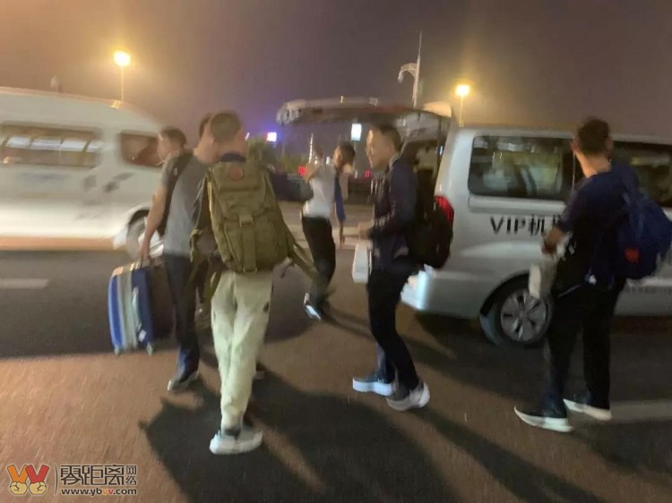 180326lysxys9hh976neas.jpg