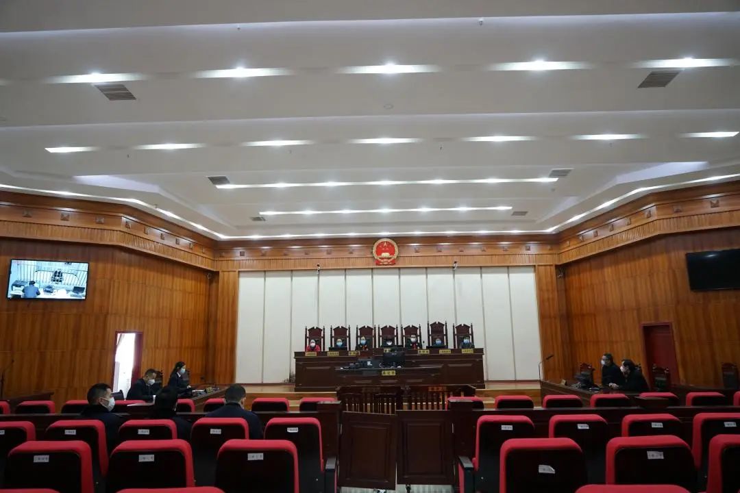 184355rtkltlfyiqji1kzl.jpg