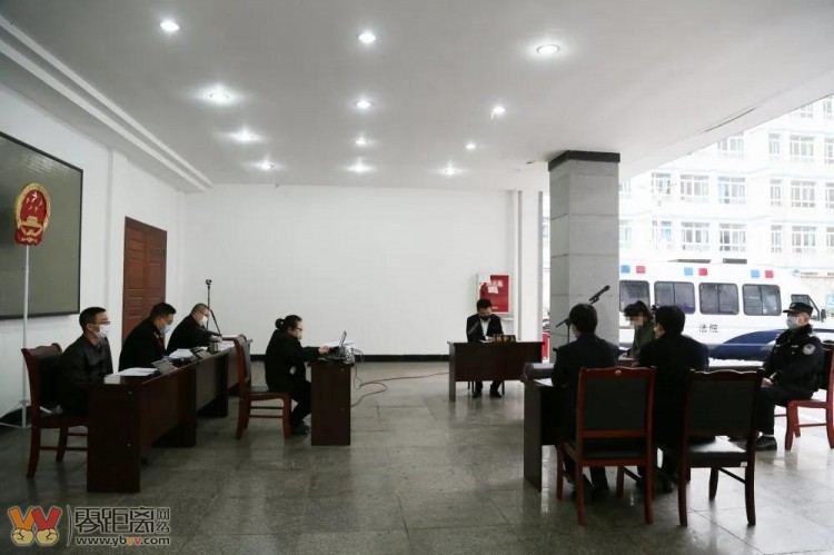 110120yiu90tvs1p8iiiii.jpg