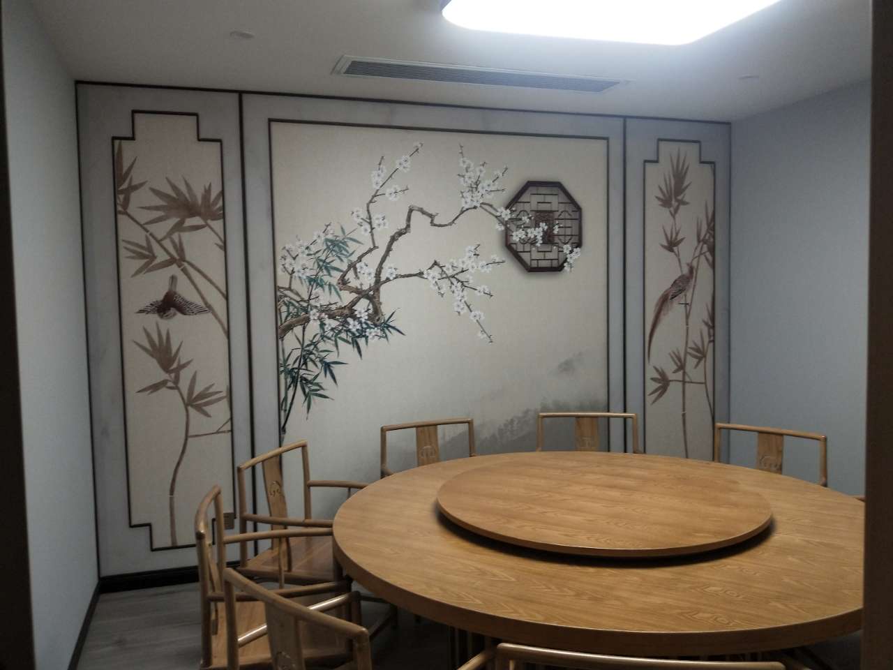 招聘服务员，前台，气质好加工资-4.jpg