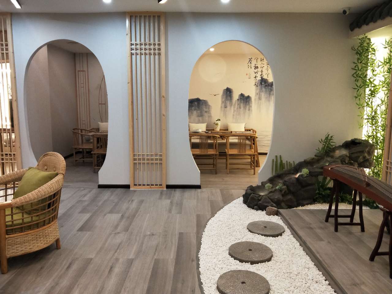 招聘服务员，前台，气质好加工资-10.jpg