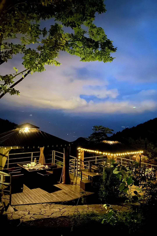 帅哥美女云集 300辆哈雷摩托武隆仙女山赏秋景-6.jpg