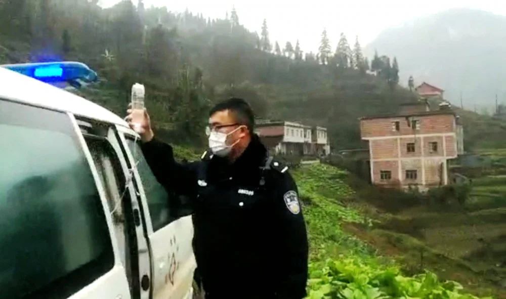 宜宾一女子生病怕连累家人，喝农药自杀！-2.jpg
