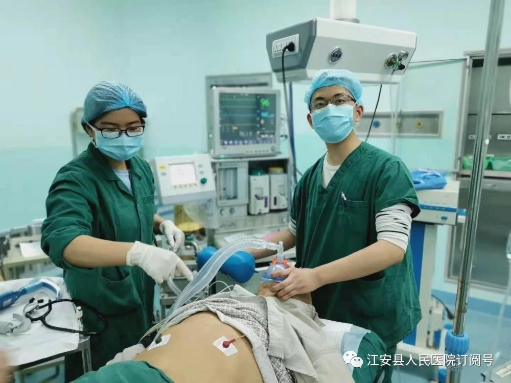 宜宾一男子被5公分刀片穿透颅脑！-3.jpg