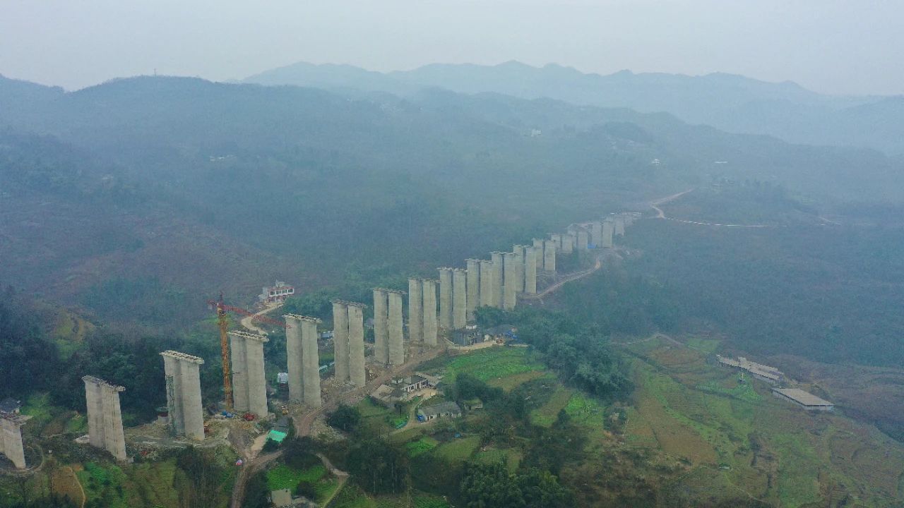 好消息！宜宾又一条铁路来了！2022年底达到通行条件！-1.jpg