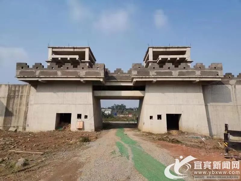 李庄影视城已修成这样！几座宫殿拔地而起，已有电视剧要来取景！-4.jpg