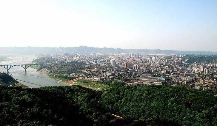 总投资180亿元！宜宾推出智慧停车场、安置房等33个项目！-2.jpg