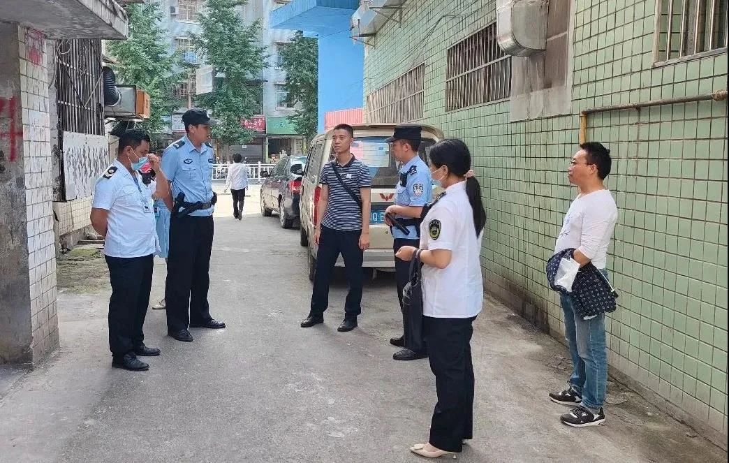 宜宾一家黑诊所遭了，竟非法开展人流手术！-1.jpg