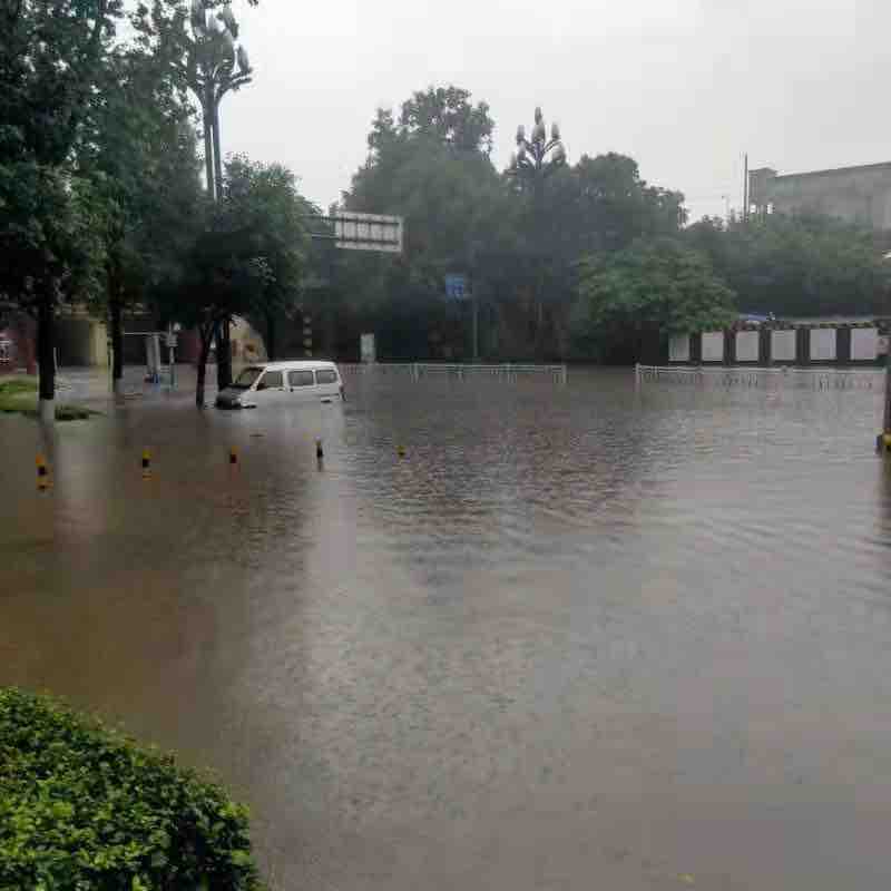 因暴雨天气，宜宾高速收费站关闭，224又“看海”了！-4.jpg