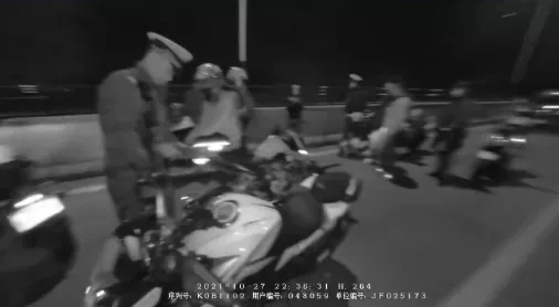 遭起！宜宾赛摩“炸街”扰民，交警火速出击，7辆“赛摩”被......-1.png