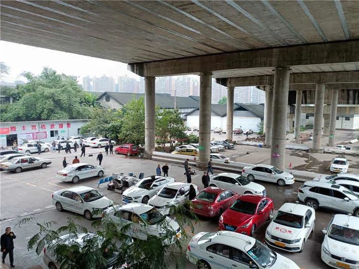 宜宾驾校集体涨价！涨了2000多，背后原因是…-1.jpg