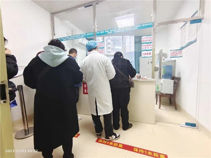 宜宾医保又涨价了！有人说：是不敢放弃的“鸡肋”…-2.jpg