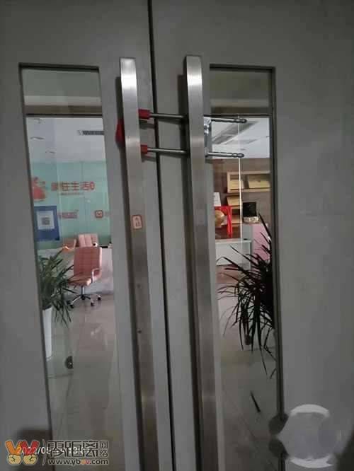 成都一月子中心欠款500万跑路 街道办：已联系北京警方协同处置-1.jpg