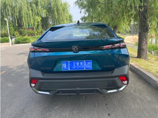标致408X动力操控超出预期，开了出人车合一的感觉！-2.jpg