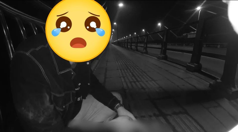 宜宾一男子酒后情绪失控，要跳桥！-4.jpg
