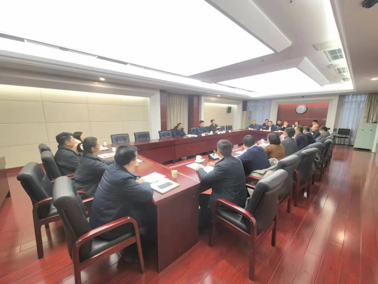 四川年内将确保4个铁路项目建成通车-1.jpg