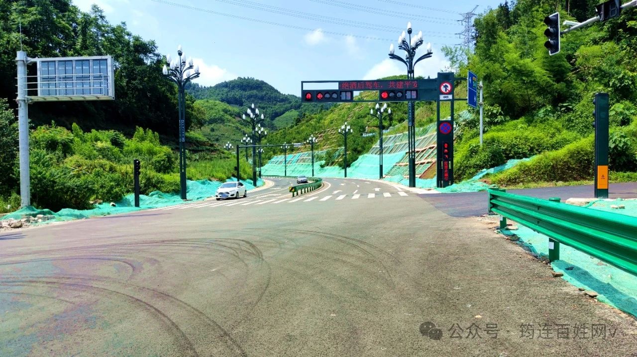 首次通行！宜宾又一条高速连接线通车！-4.jpg