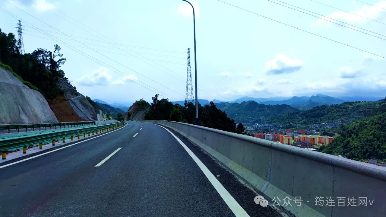 首次通行！宜宾又一条高速连接线通车！-15.jpg