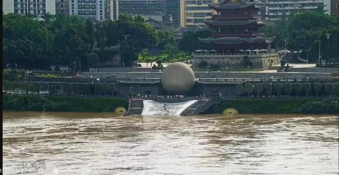 涨水近7米！宜宾人今天不要去叉水！洪峰来了→-1.jpg