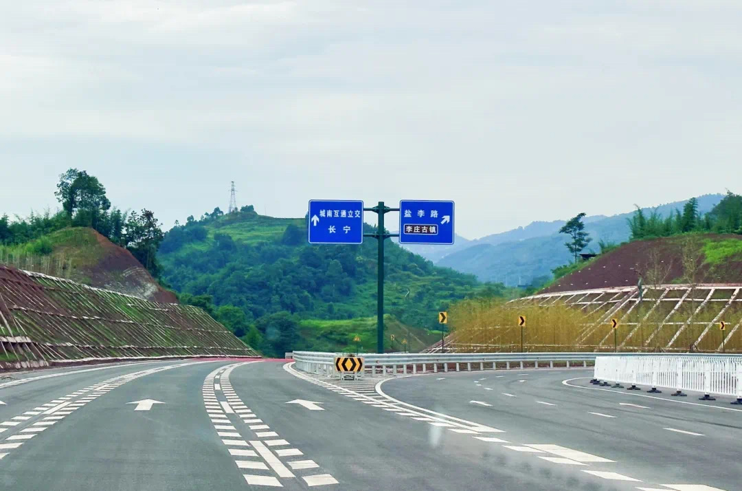 宜宾城区第三座长江大桥，今天试通车！-6.jpg