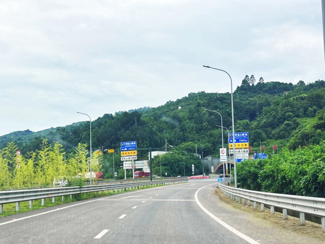 宜宾城区第三座长江大桥，今天试通车！-8.jpg