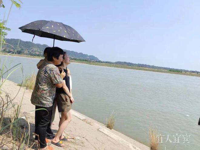 痛心！宜宾男子跳江救人，不幸身亡！-1.jpg