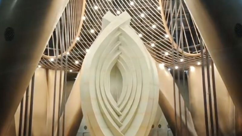 “白海豚”来了上海中心大厦的“镇楼宝器”——重达1000吨的阻尼器开始明显摆动！